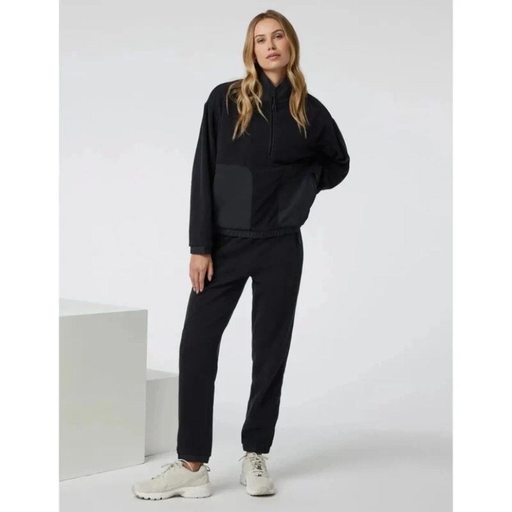 Vuori Half-Zip Aspen Pullover - Picture 4 of 6